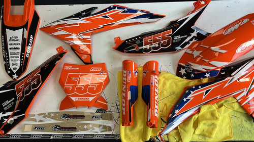 Custom graphics plastics - graphics,