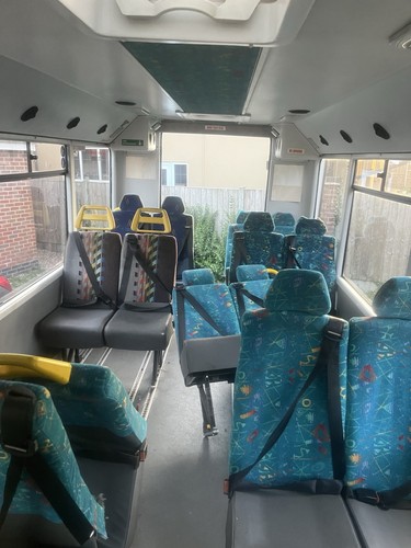 Minibus seats 16 - –, available