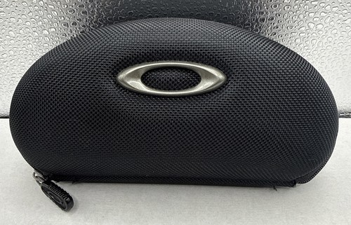 Authentic oakley black hard - authentic,