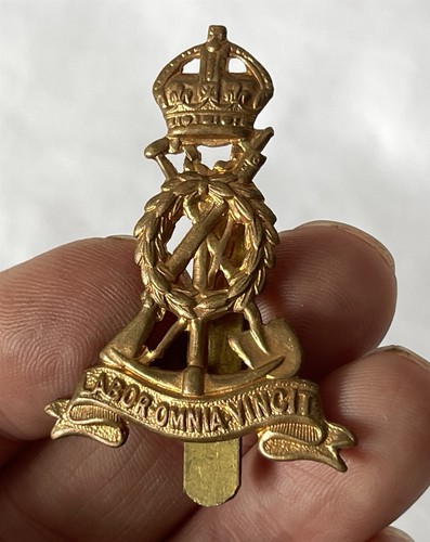 Vintage brass kings crown - vintage,