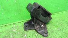 MITSUBISHI L200 Engine Mount