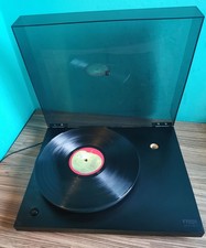Rega Planar 3 Turntable (No