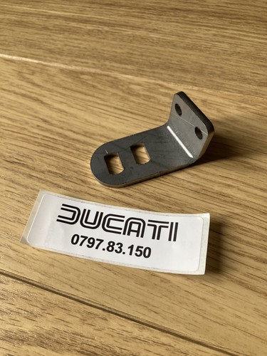 Left hand fuel - , bracket