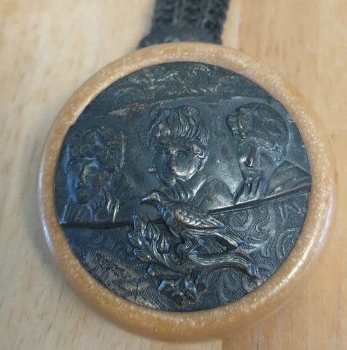 Antique japanese kagamibuta - antique,