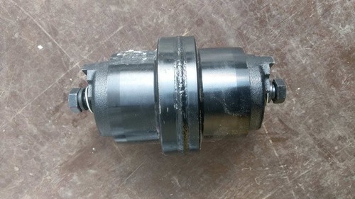 Bottom roller for jcb - bottom,