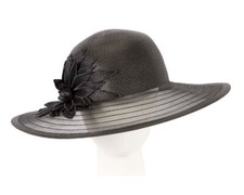 Black wide brim spring racing