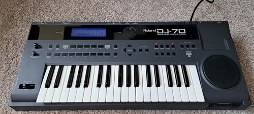 Roland sampling 37 key - dj-70,