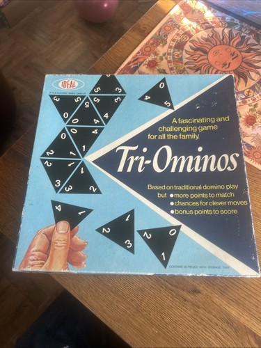 Tri ominos vintage - /,