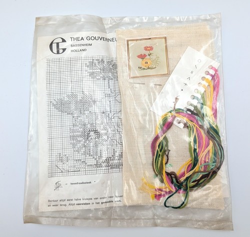 Vintage thea gouverneur cosmea - vintage,