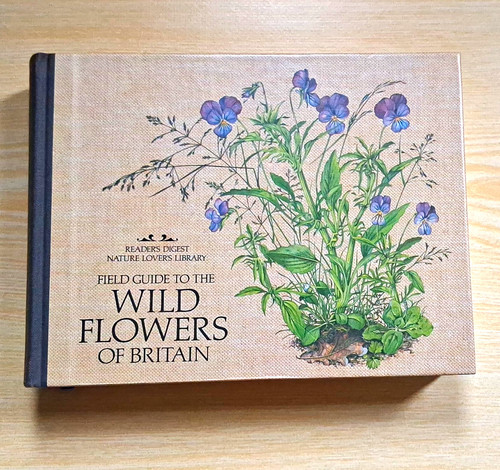 Field guide the wild - field,