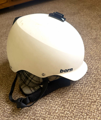 Bern snowboard helmet medium - bern,
