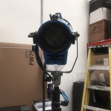 ARRI 300Plus Portable Tungsten