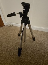 Slik Compact Tripod — compact tripod for photo/video