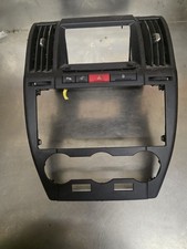 LAND ROVER FREELANDER 2 CENTRE