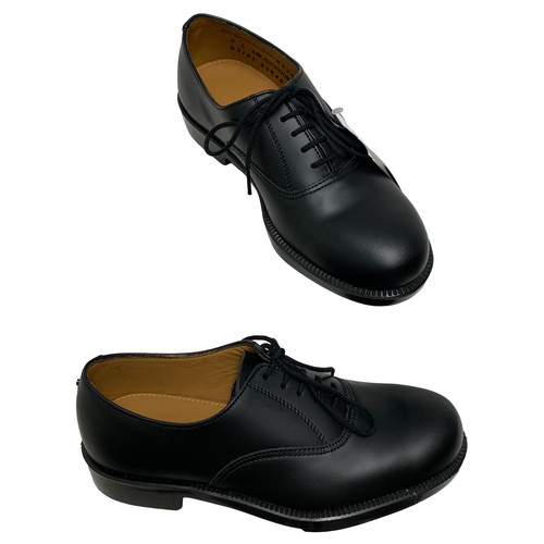 Parade shoes size - rn,