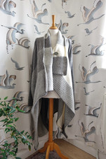 CREA CONCEPT Grey & cream