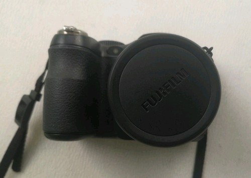 Fujifilm finepix s1800 - fujifilm,