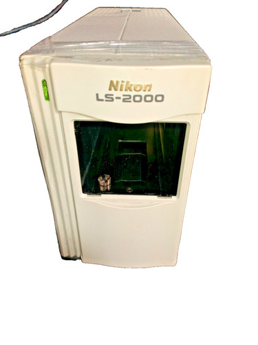 Nikon 2000 film scanner - film,