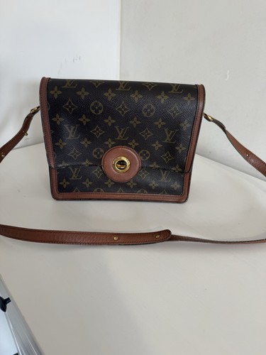 Louis vuitton vintage shoulder - louis,