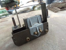 Hornby trolley, brush holder flasks + full shape magnet + VGC VF 8051