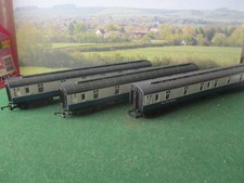 TRI-ANG HORNBY 3 X SLEEPING