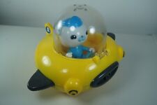 MATTEL 2011 Octonauts Gup D Submarine & Captain Barnacles Figure Bath Toy Yellow