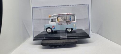 Scale model bedford ca - 1/43,