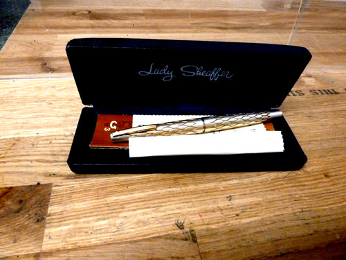 Vintage boxed lady - ,