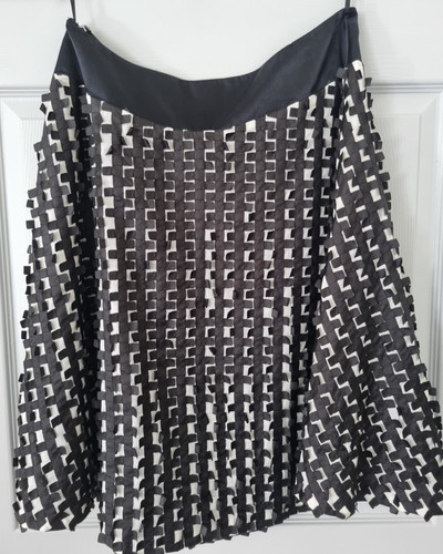 Coast black white flare - &,