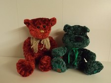 2 teddy bears - Chubbley green