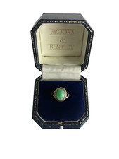 Jade Ring 9ct 9K Yellow Gold