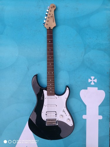 Yamaha pacifica 112 electric - yamaha,
