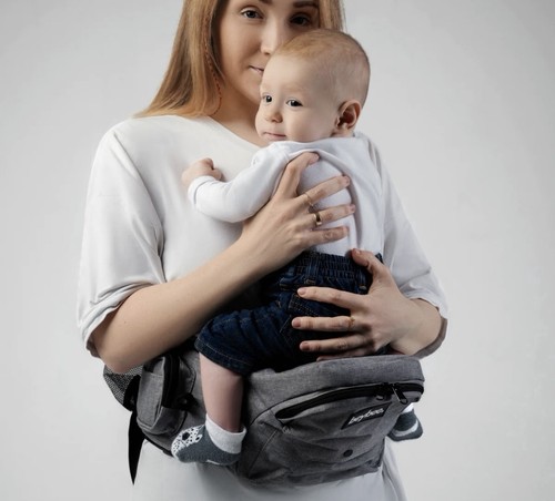 Baby carrier with hip seat - carrier,