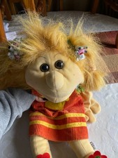 Living Puppets Jenny Hand