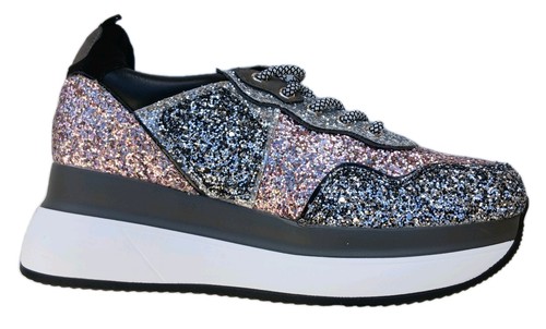 Brand new galia size - ,
