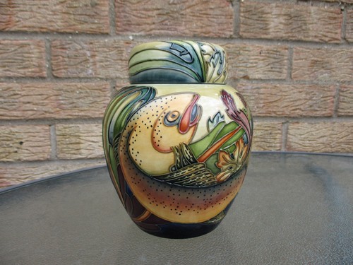 Moorcroft trout pattern - ,