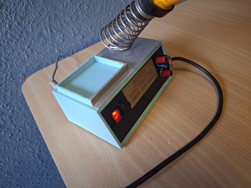 Weller solder station - solder,
