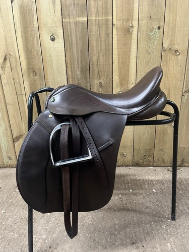 Ideal event saddle - ideal,