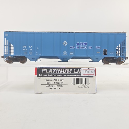 Walthers platinum scale - platinum,