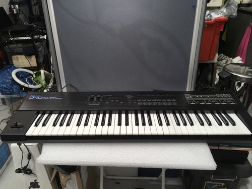 Roland linear synthesizer - d-10,