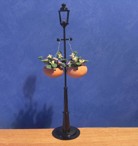 Dolls house miniature - dolls,