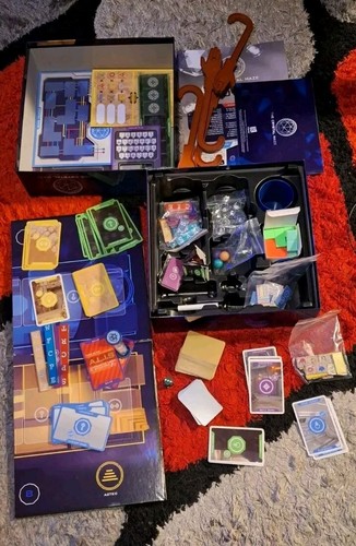 The crystal maze - maze, game