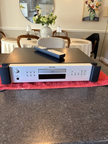 Rotel rcd 1072 player and - cd,