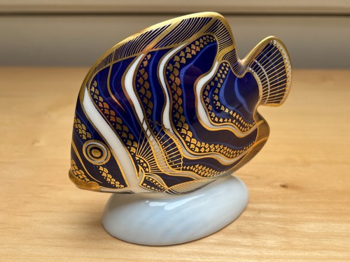 Royal crown derby - crown,