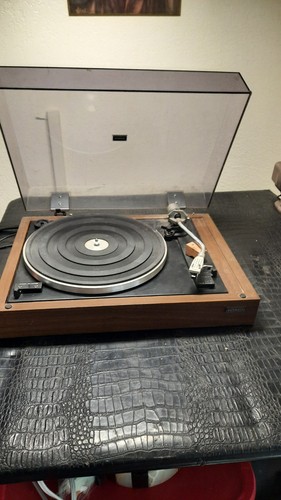 Hitachi turntable model 10 - hitachi,