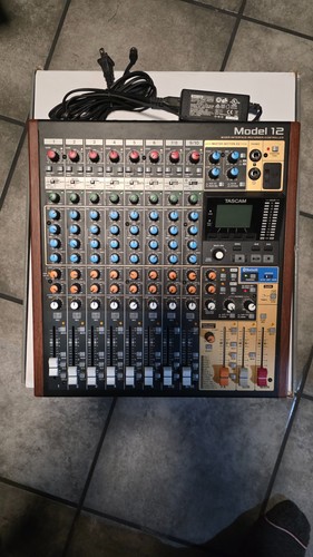 Tascam model integrated - model, 12