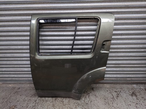 Nissan pathfinder left rear - nissan,