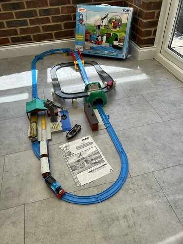 Tomy trackmaster thomas - tomy,