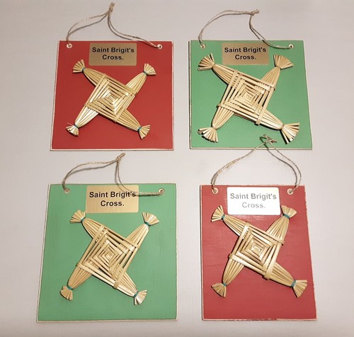 Brigid straw cross - straw,