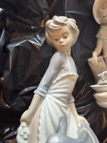 Large vintage nao lladro - large,